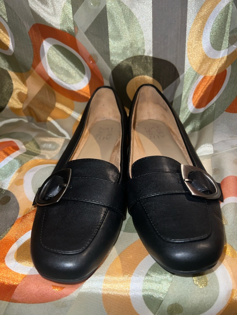 Uralizerz Women's Black Buckle Loafers
